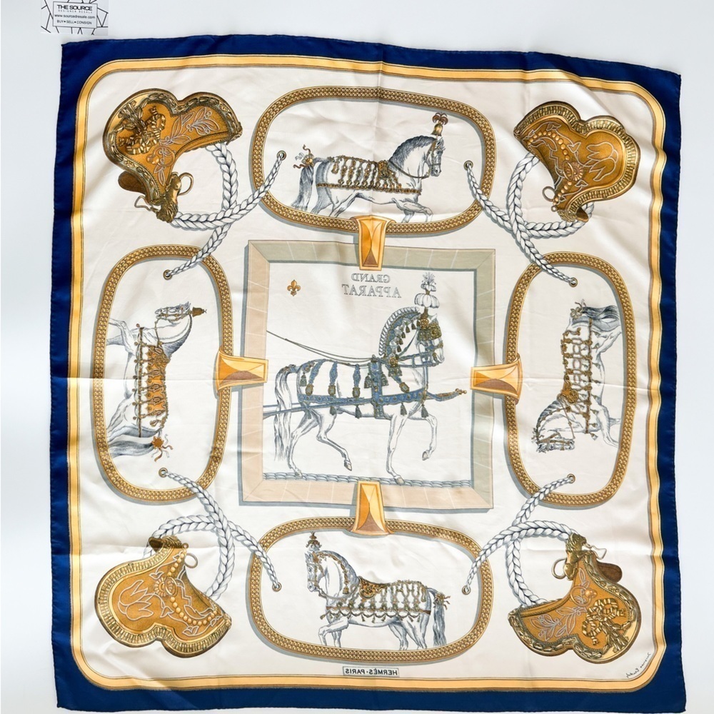 HERMES 100% silk scarf Carre 90 GRAND APPARAT Scarf Multicolor blue border - Picture 2 of 11